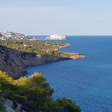 Neu Renoviertes Strandappartment Mit Meerblick Alcossebre エクステリア 写真